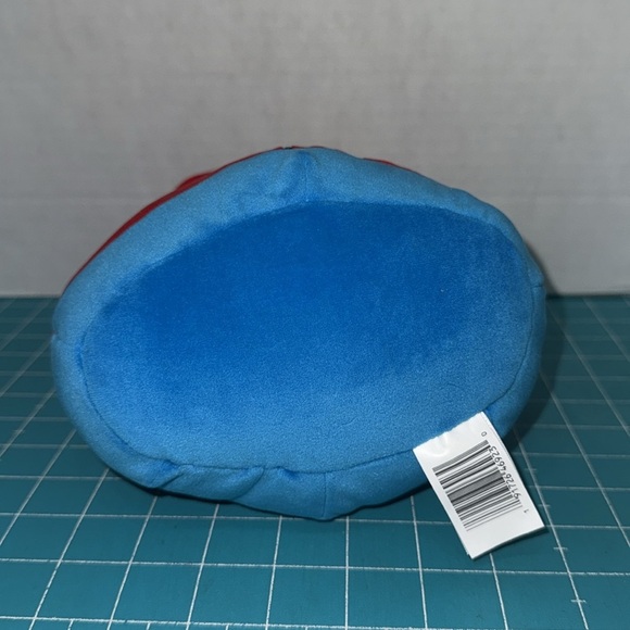 SquishMallows Peanuts Charlie Brown 8 Inch Plush Toy - Picture 7 of 8